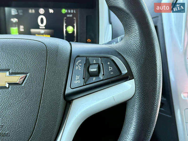 Хетчбек Chevrolet Volt 2013 в Києві