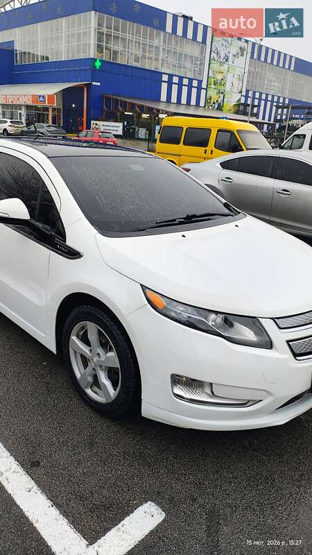 Хетчбек Chevrolet Volt 2011 в Дніпрі