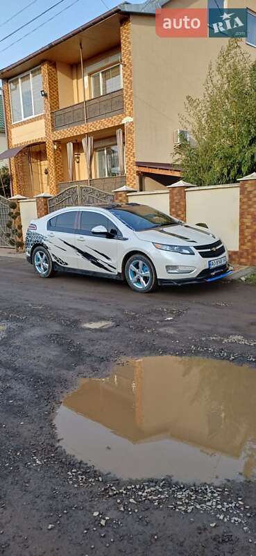 Хэтчбек Chevrolet Volt 2011 в Ужгороде фото 10 Хэтчбек Chevrolet Volt 2011 в Ужгороде