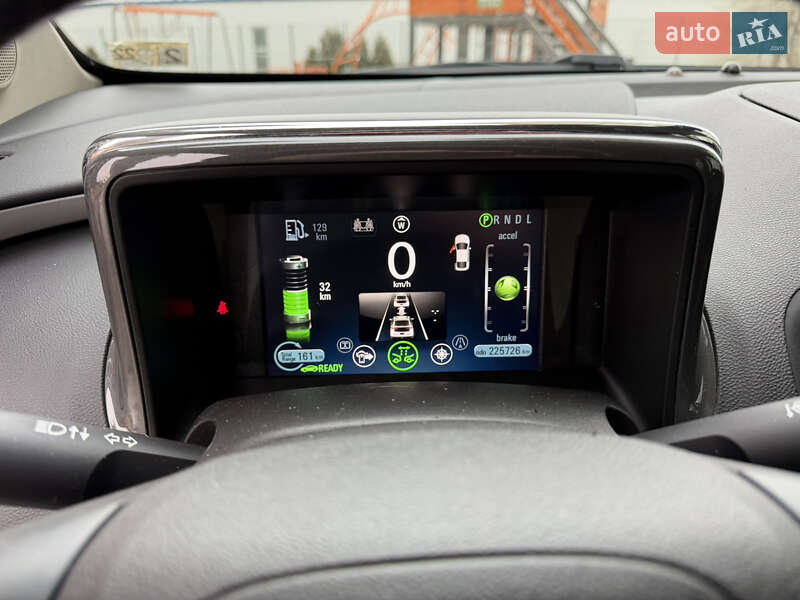 Хэтчбек Chevrolet Volt 2013 в Киеве фото 31 Хэтчбек Chevrolet Volt 2013 в Киеве