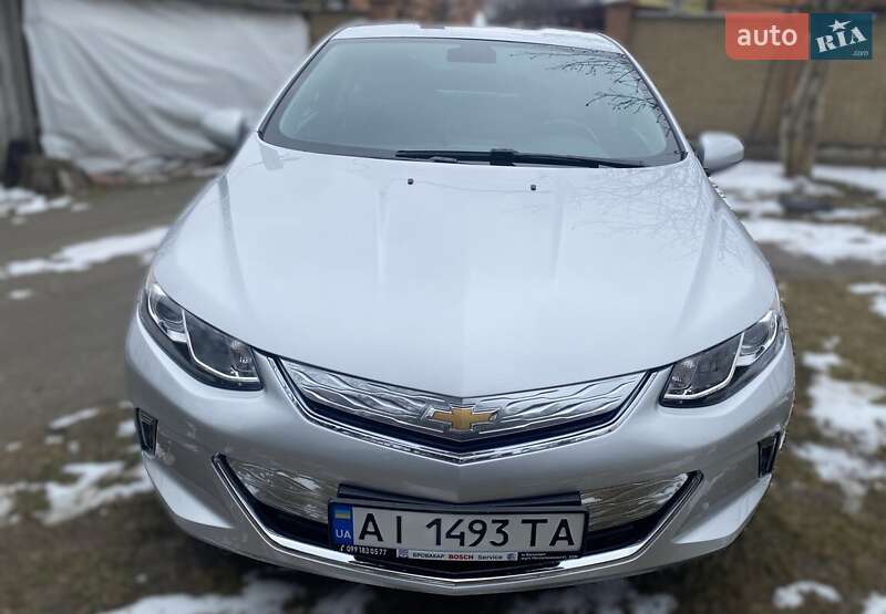 Хэтчбек Chevrolet Volt 2018 в Киеве