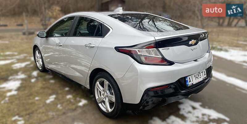 Хэтчбек Chevrolet Volt 2018 в Киеве
