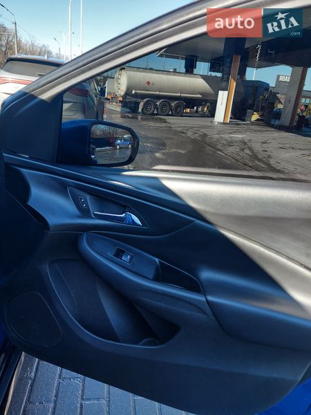 Хетчбек Chevrolet Volt 2016 в Дніпрі