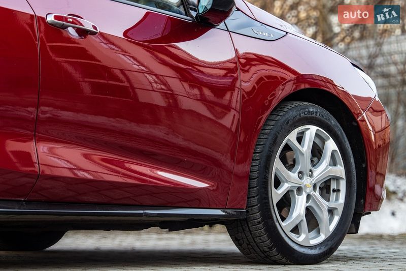 Хэтчбек Chevrolet Volt 2017 в Львове