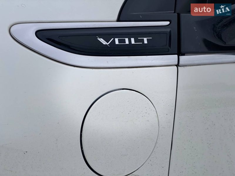 Хэтчбек Chevrolet Volt 2012 в Киеве