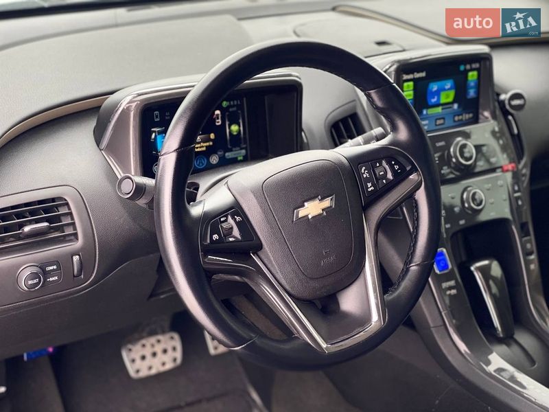 Хэтчбек Chevrolet Volt 2012 в Киеве