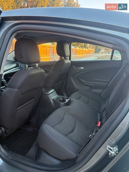 Хетчбек Chevrolet Volt 2017 в Зіньківі