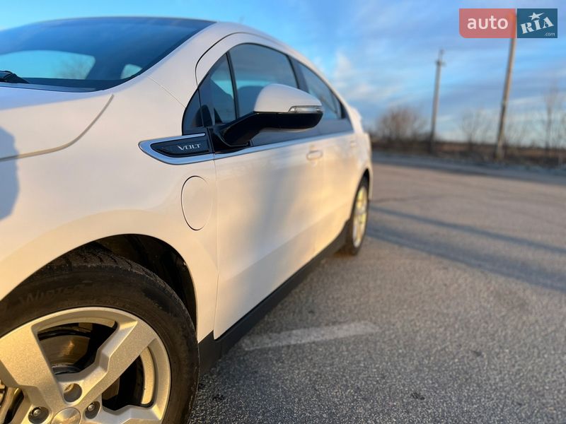 Хетчбек Chevrolet Volt 2013 в Кропивницькому