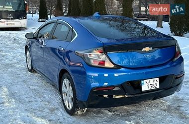 Хэтчбек Chevrolet Volt 2017 в Киеве