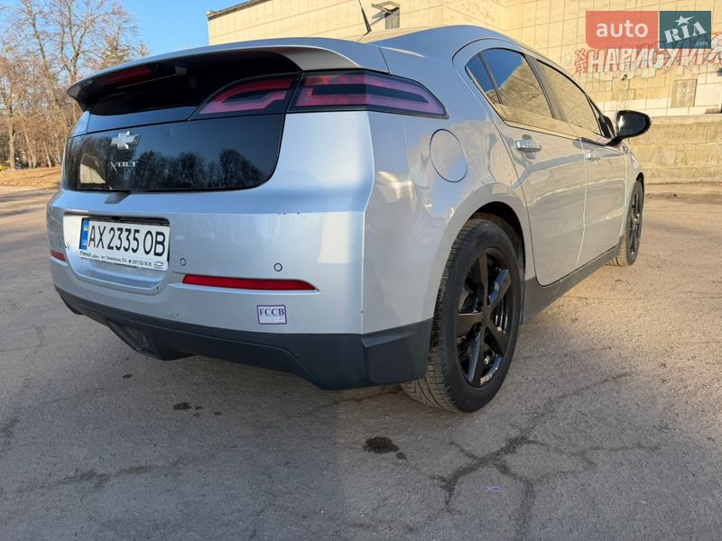 Хэтчбек Chevrolet Volt 2011 в Харькове