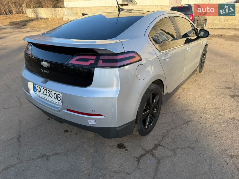 Хэтчбек Chevrolet Volt 2011 в Харькове