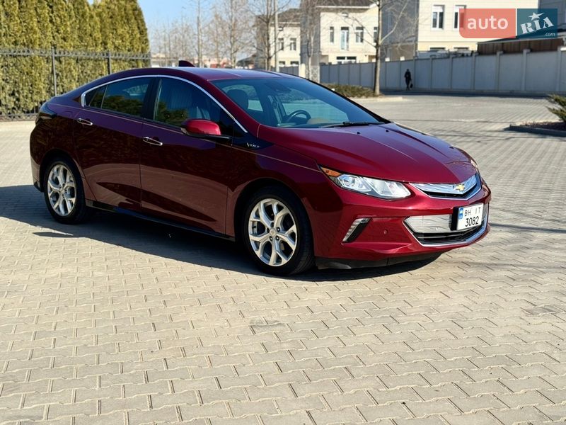 Хэтчбек Chevrolet Volt 2016 в Одессе