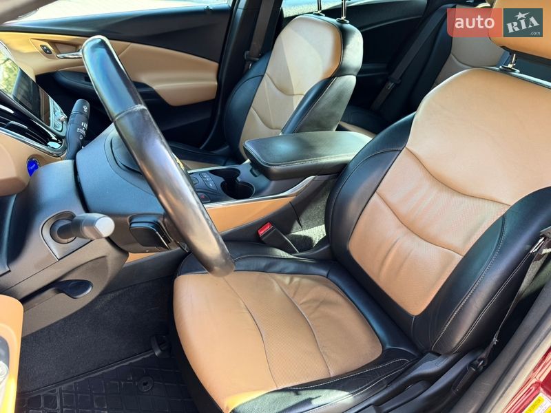 Хэтчбек Chevrolet Volt 2016 в Одессе
