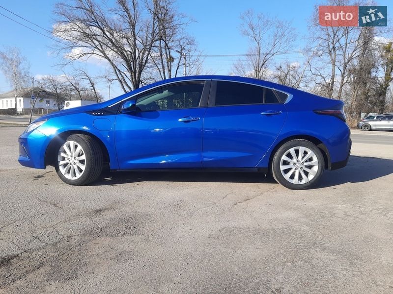 Хэтчбек Chevrolet Volt 2018 в Житомире