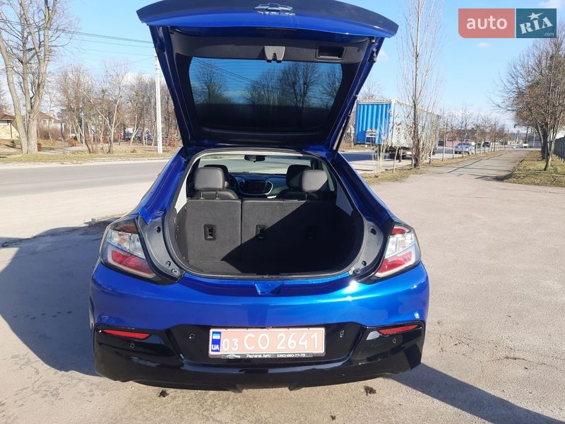 Хэтчбек Chevrolet Volt 2018 в Житомире