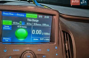 Хэтчбек Chevrolet Volt 2014 в Южноукраинске