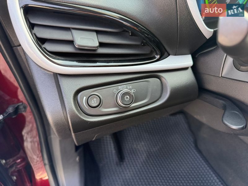 Хэтчбек Chevrolet Volt 2015 в Ивано-Франковске