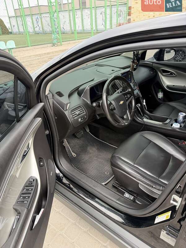Хэтчбек Chevrolet Volt 2012 в Черкассах