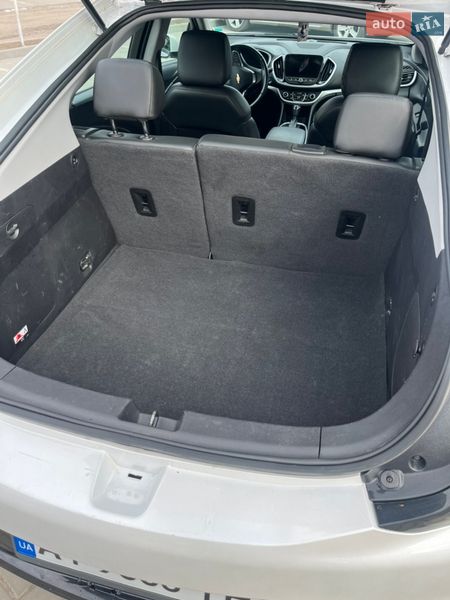 Хетчбек Chevrolet Volt 2018 в Білогородці