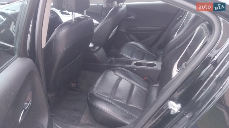 Хэтчбек Chevrolet Volt 2012 в Львове