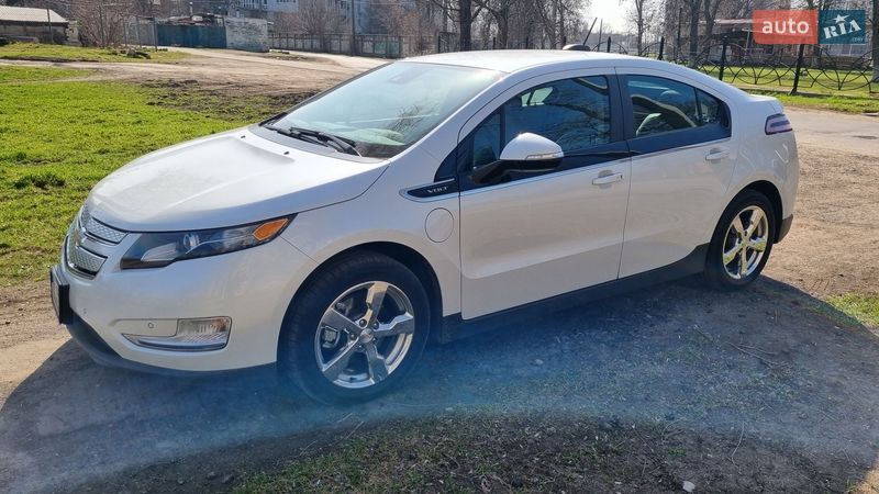 Хэтчбек Chevrolet Volt 2015 в Одессе