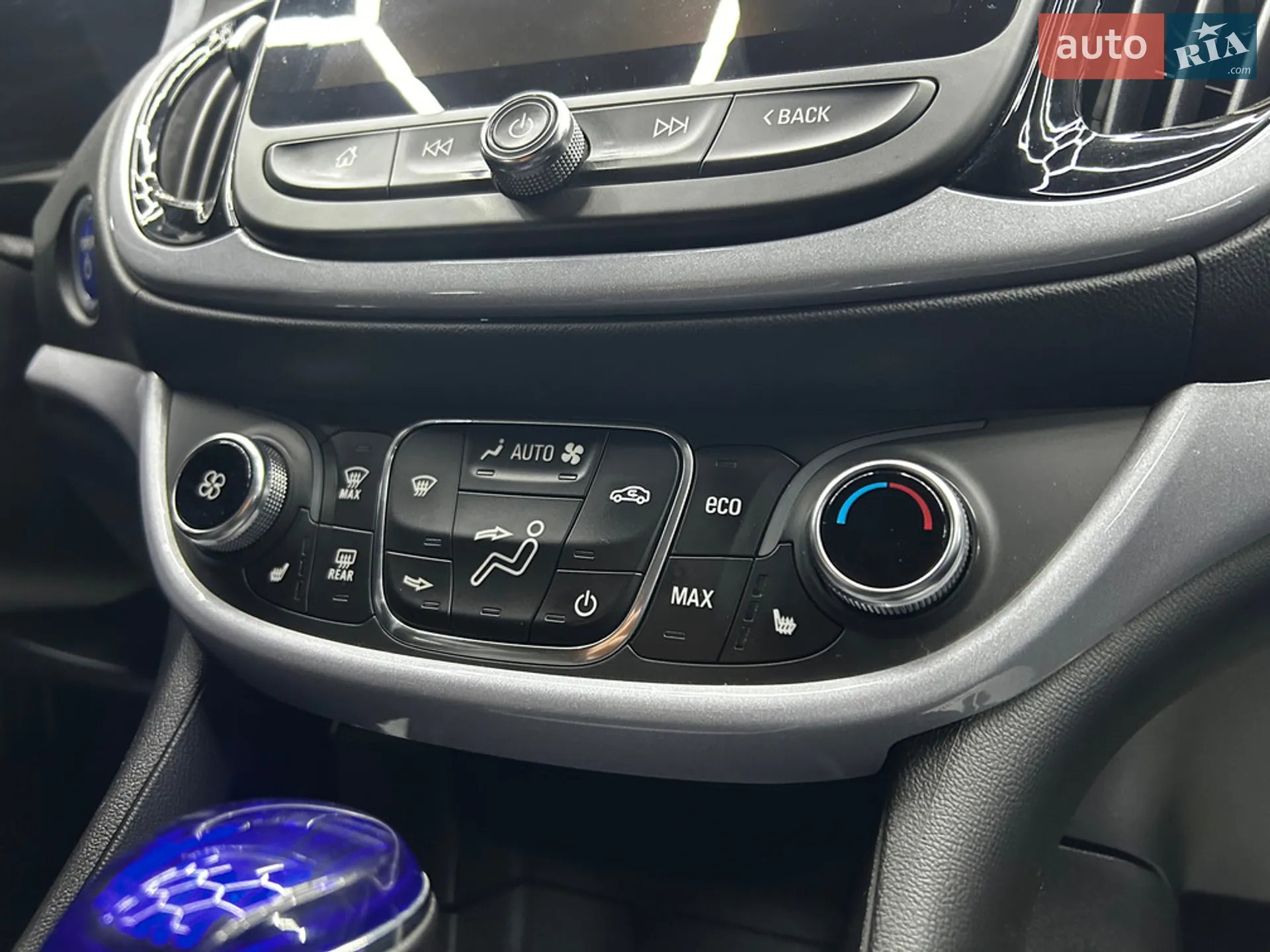 2017 Chevrolet Volt - мініатюра 21