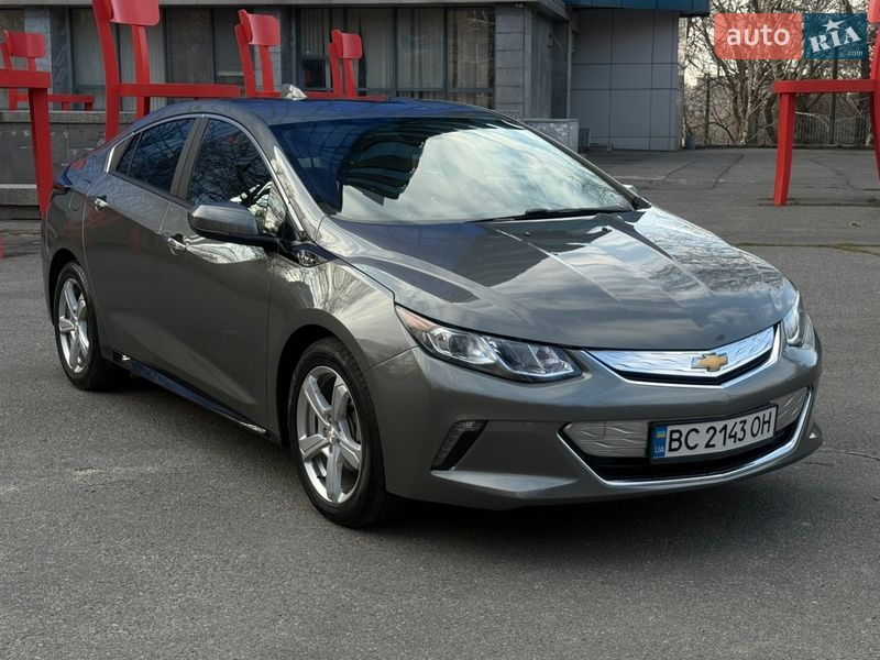 Хэтчбек Chevrolet Volt 2016 в Днепре