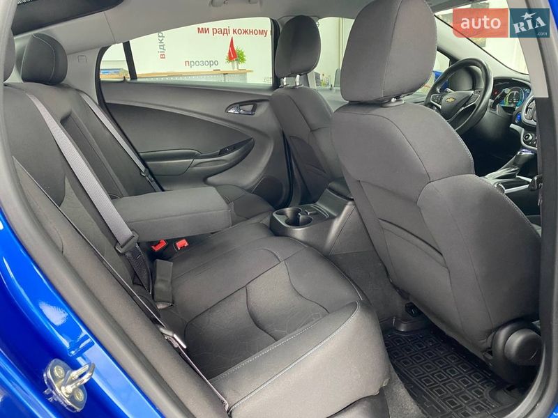 Хетчбек Chevrolet Volt 2017 в Києві