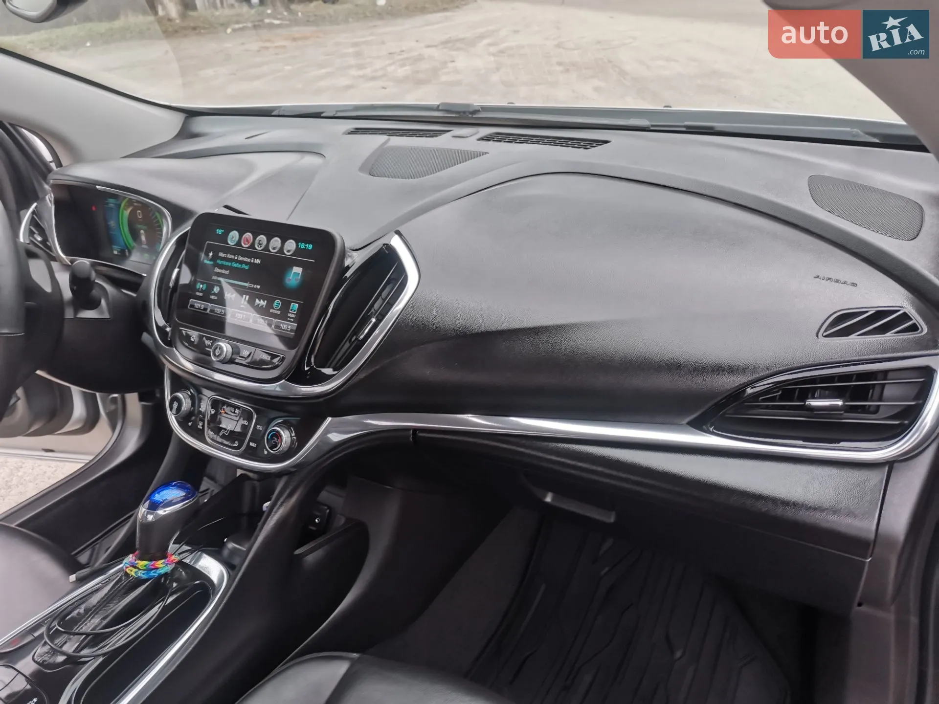 2016 Chevrolet Volt - мініатюра 9