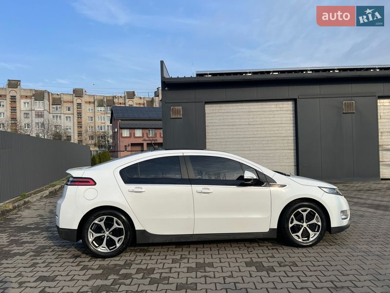 Хэтчбек Chevrolet Volt 2012 в Шептицькому
