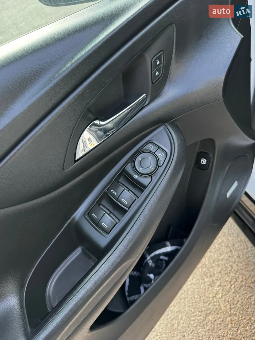 2017 Chevrolet Volt - мініатюра 21