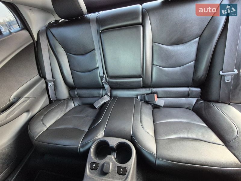 Хетчбек Chevrolet Volt 2015 в Києві фото 17 Хетчбек Chevrolet Volt 2015 в Києві