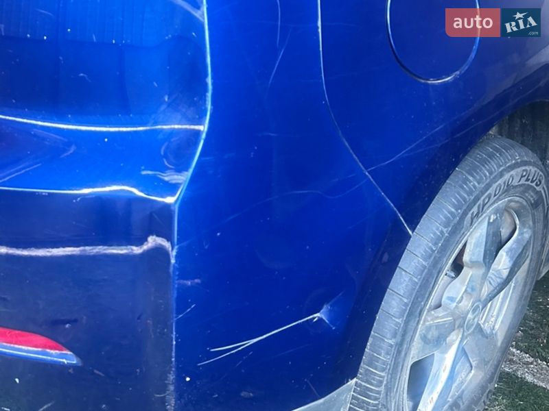 Хэтчбек Chevrolet Volt 2012 в Чутове