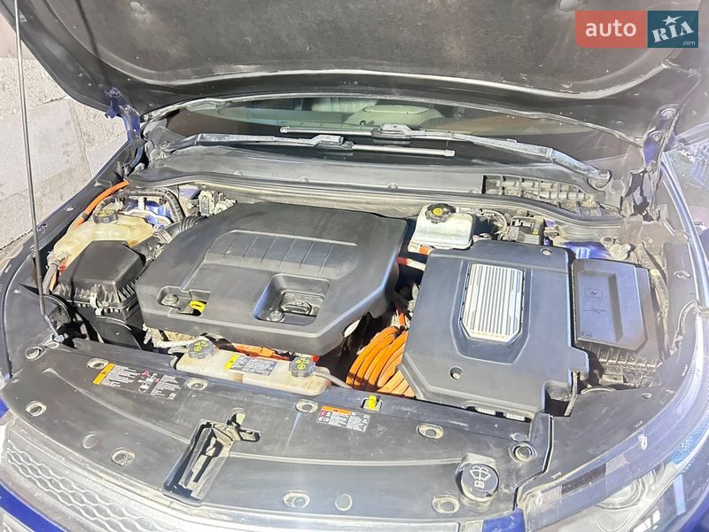 Хэтчбек Chevrolet Volt 2012 в Чутове