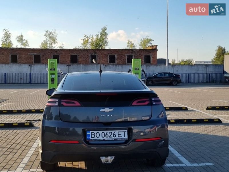 Хэтчбек Chevrolet Volt 2013 в Тернополе