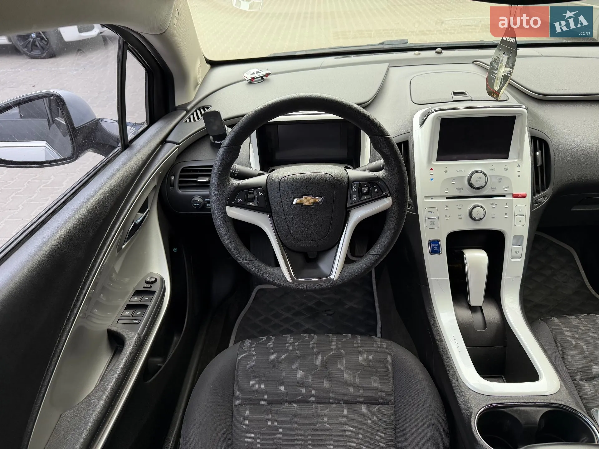2012 Chevrolet Volt - мініатюра 11