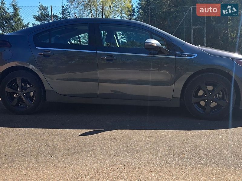 Хэтчбек Chevrolet Volt 2012 в Трускавце
