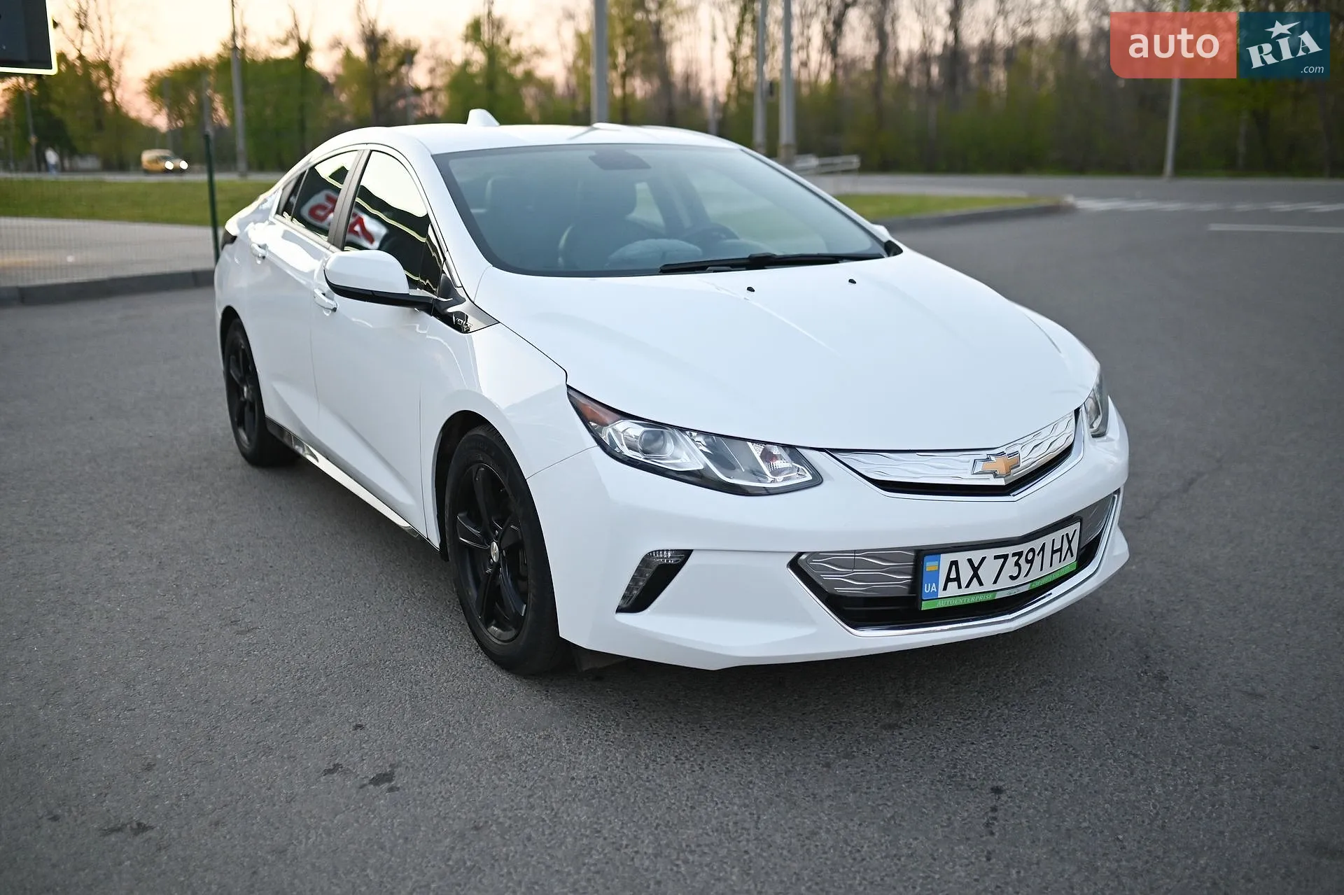 2016 Chevrolet Volt - мініатюра 2