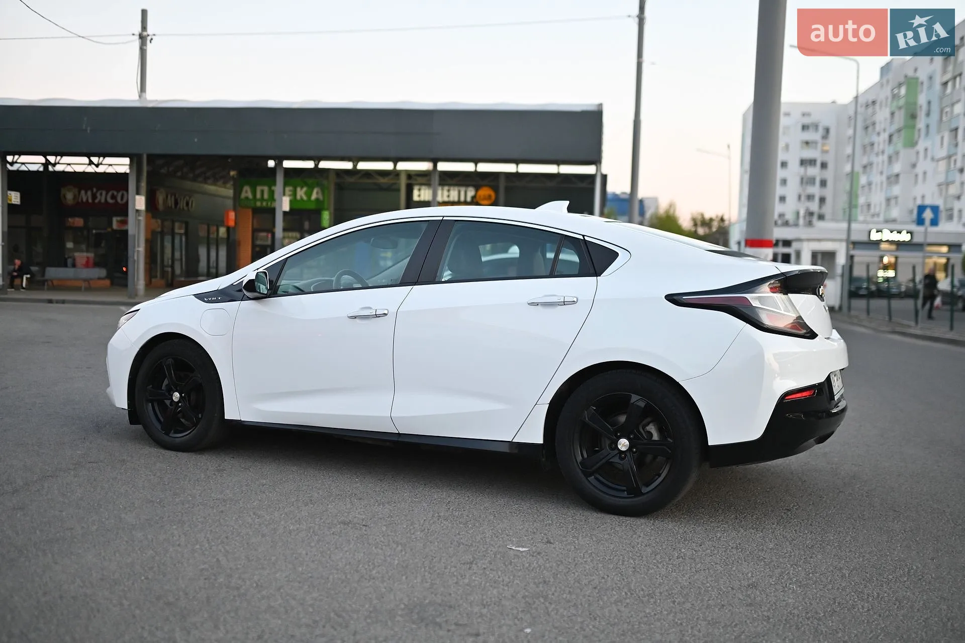 2016 Chevrolet Volt - мініатюра 9