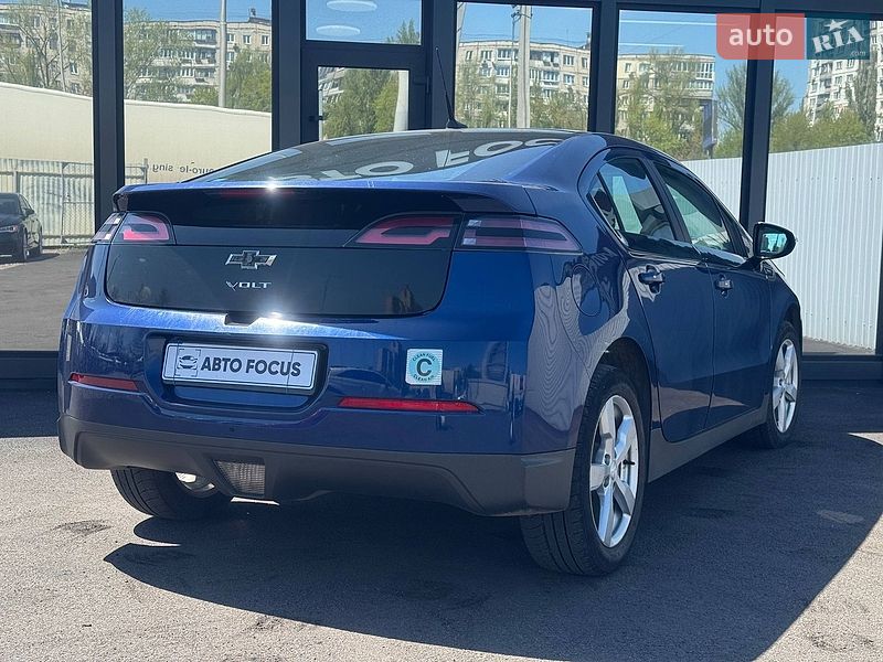 Хэтчбек Chevrolet Volt 2012 в Киеве