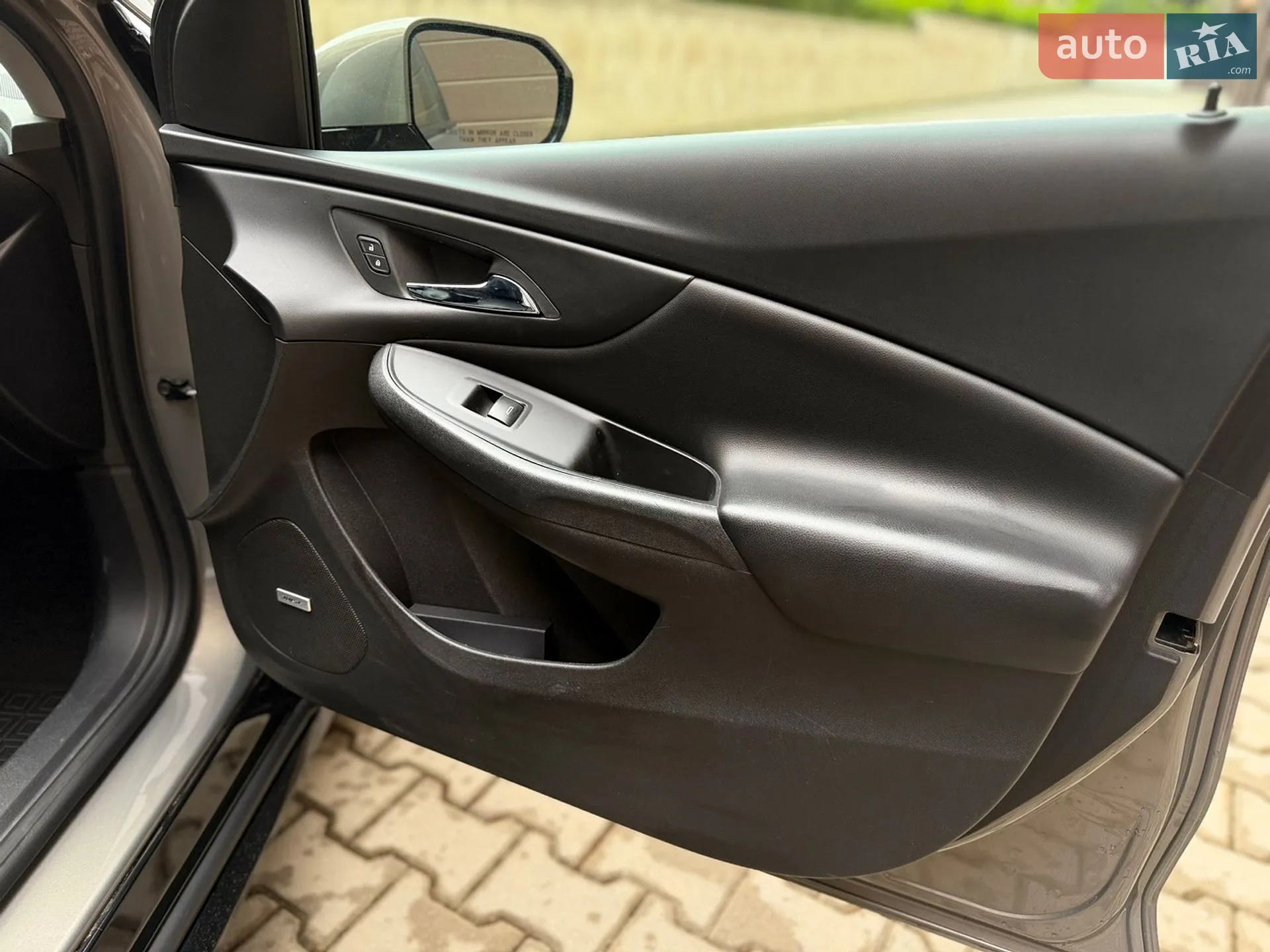 2017 Chevrolet Volt - мініатюра 13