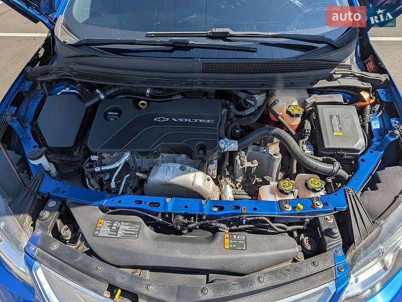 Хэтчбек Chevrolet Volt 2016 в Чернигове