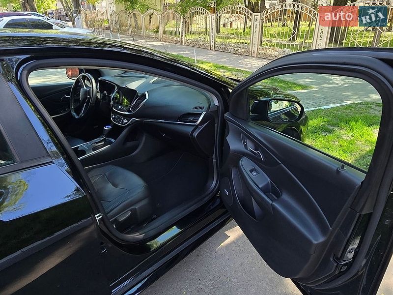 Хэтчбек Chevrolet Volt 2017 в Одессе