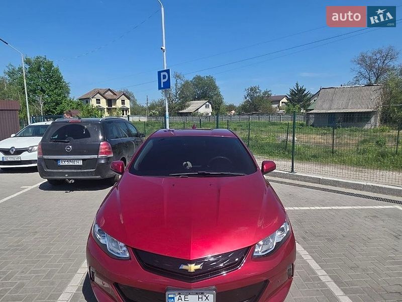 Хэтчбек Chevrolet Volt 2018 в Днепре