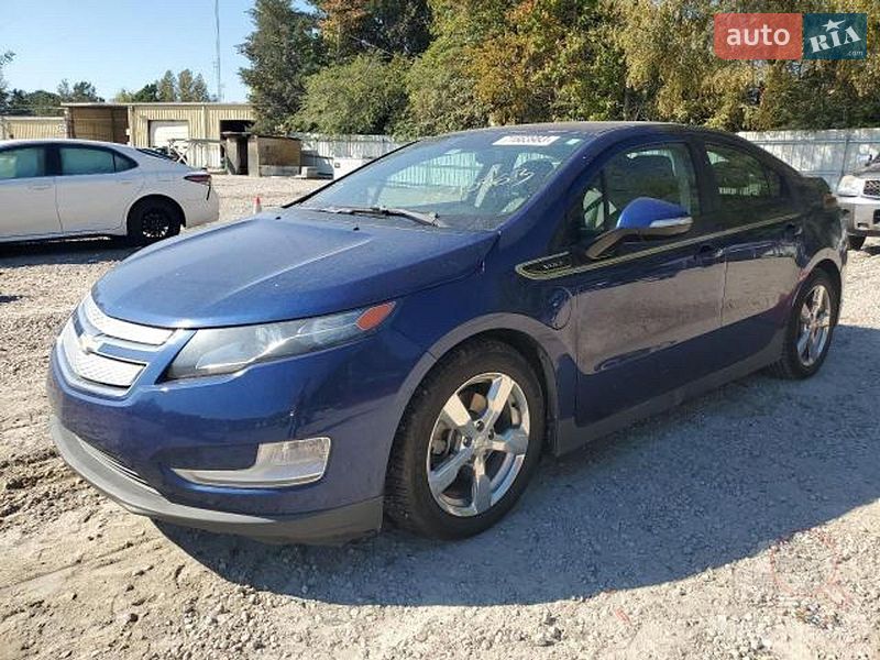 Хетчбек Chevrolet Volt 2013 в Києві
