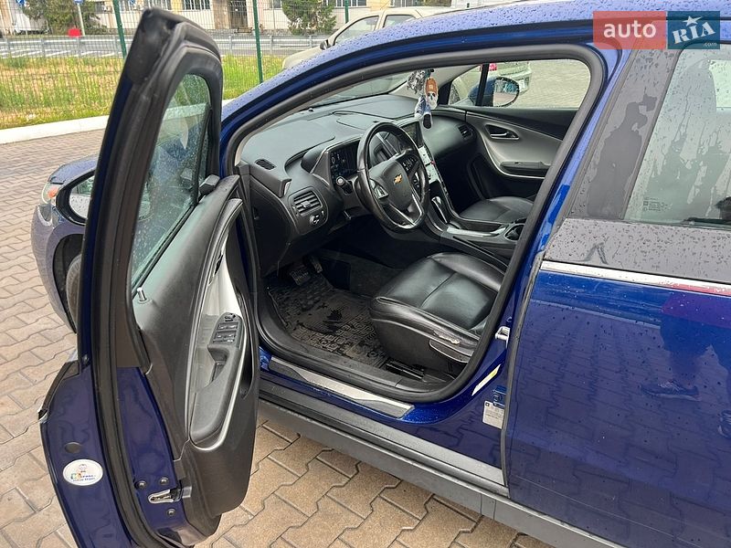 Хетчбек Chevrolet Volt 2013 в Києві