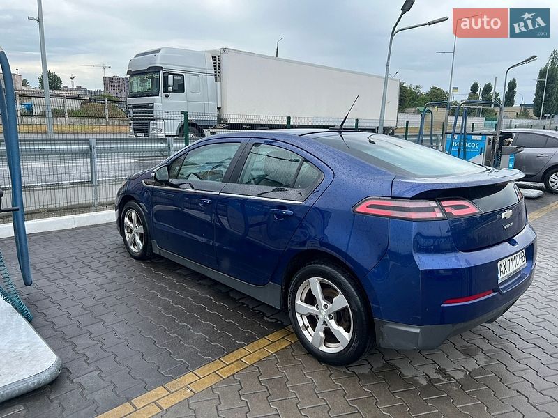 Хетчбек Chevrolet Volt 2013 в Києві
