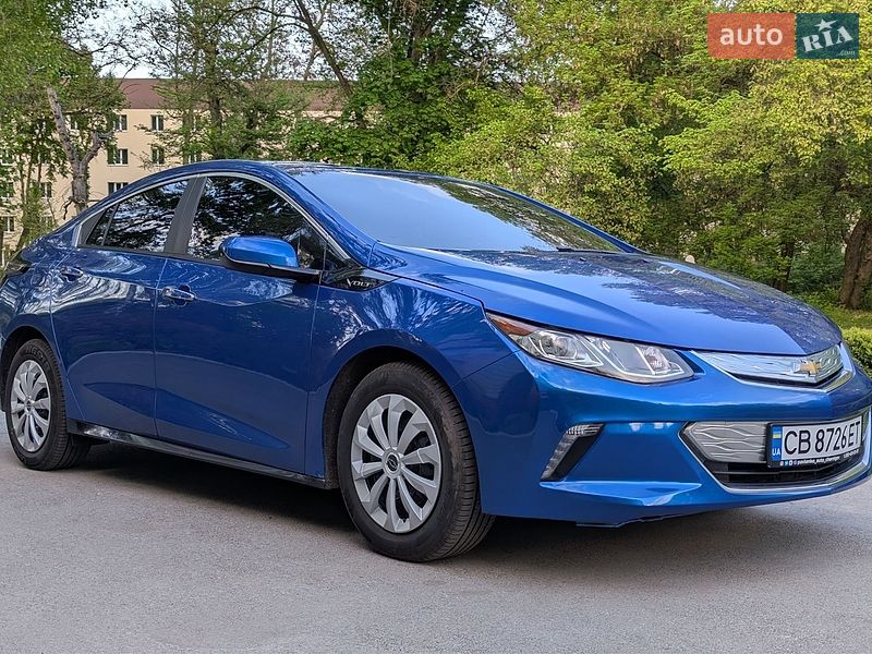Хэтчбек Chevrolet Volt 2016 в Чернигове