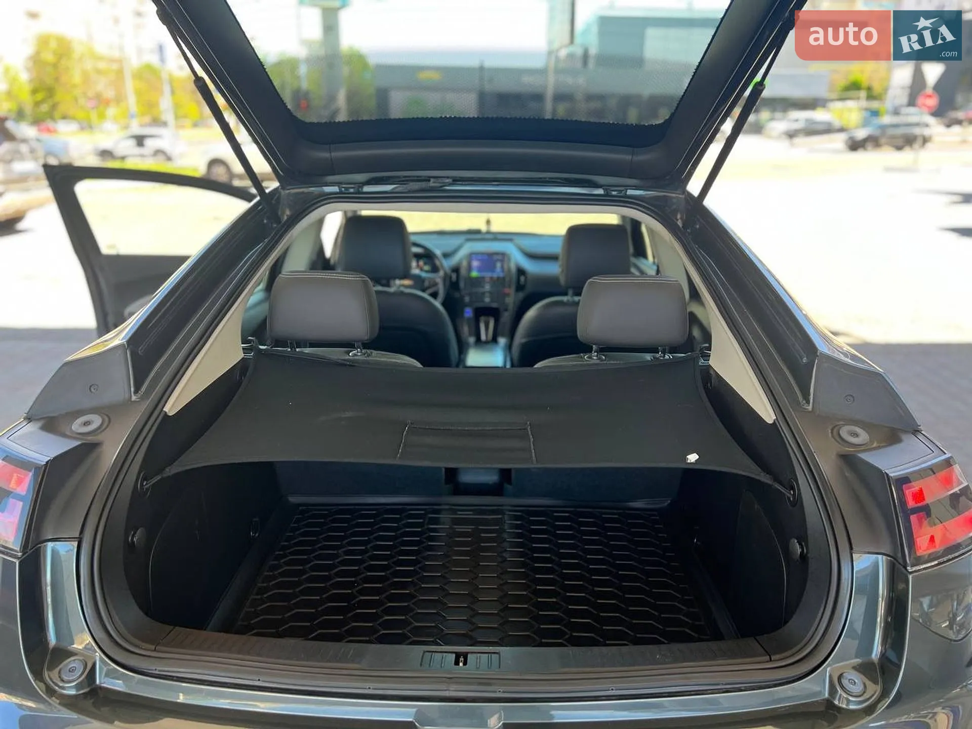 2012 Chevrolet Volt - мініатюра 18