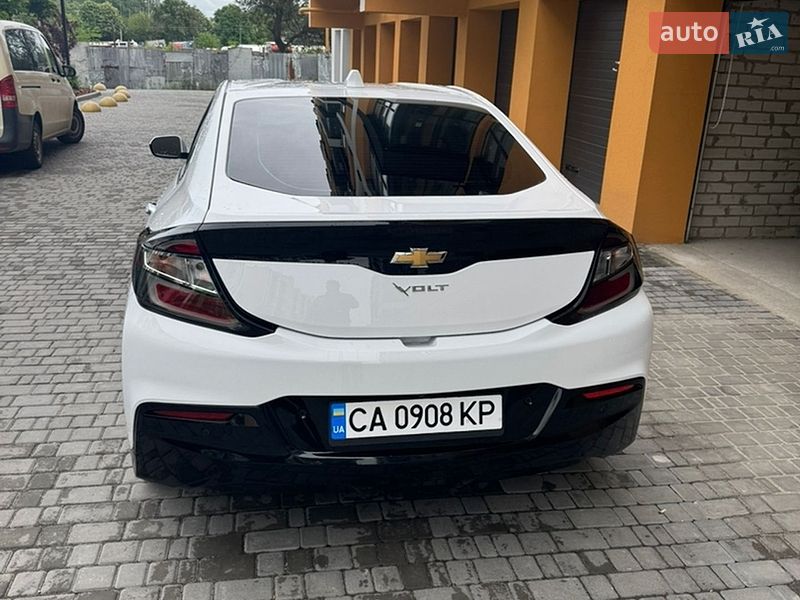 Хэтчбек Chevrolet Volt 2018 в Черкассах